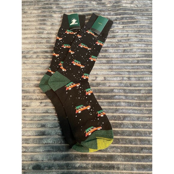1 Pair of MENS GOLD TOE Holiday Wagoneer Novelty Dress Crew Socks NWOT - Picture 1 of 9